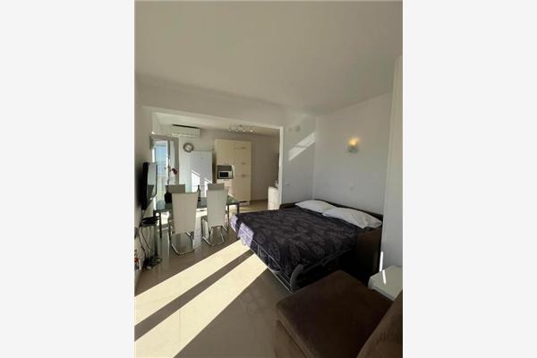 Apartment A2, for 6 persons