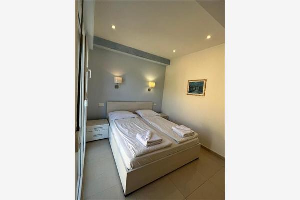 Apartment A4, for 4 persons