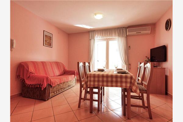 Apartment A1, for 2 persons