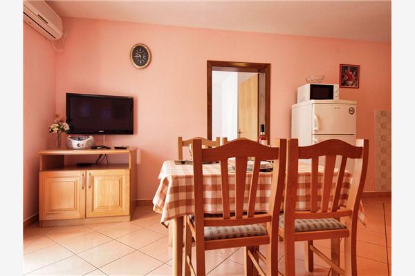 Apartment A1, for 2 persons