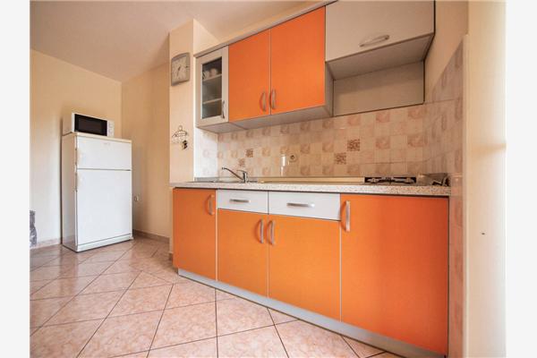 Apartment A4, for 4 persons