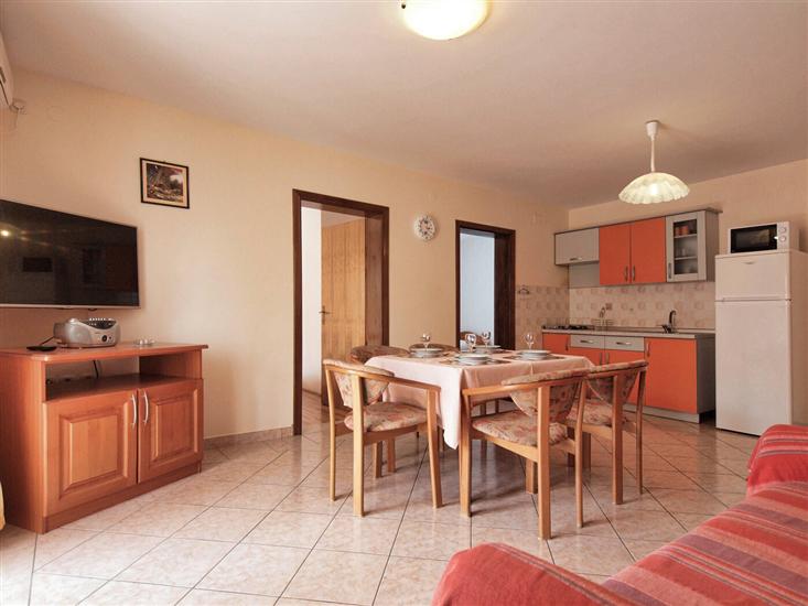 Apartment A5, for 4 persons