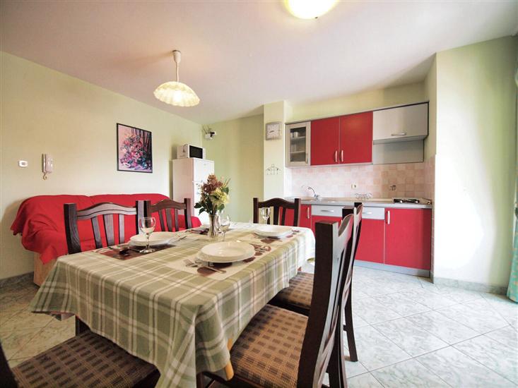 Apartment A6, for 4 persons