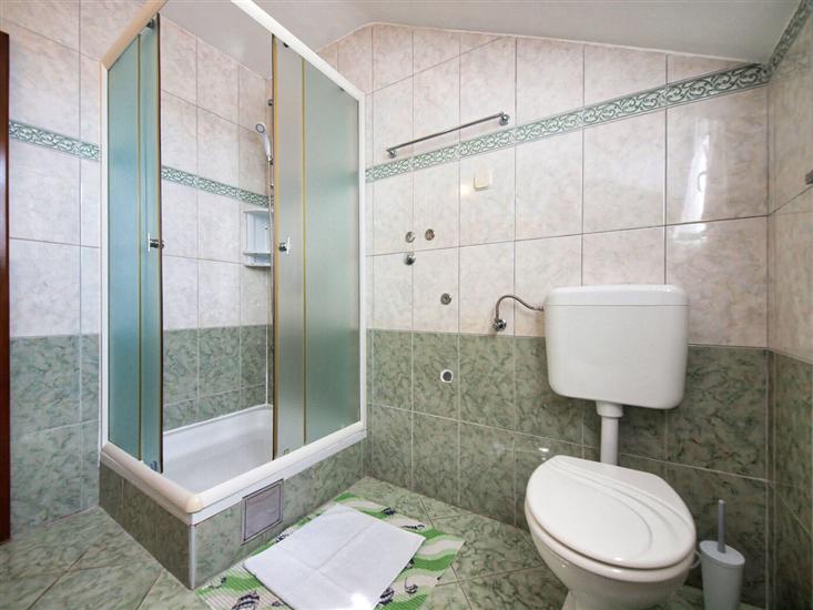 Apartment A7, for 4 persons