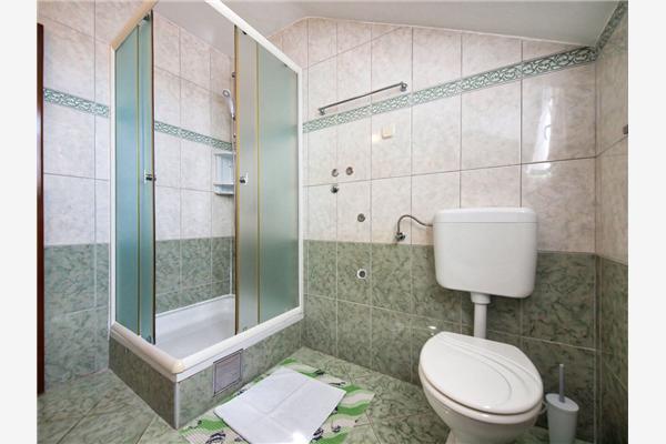 Apartment A7, for 4 persons