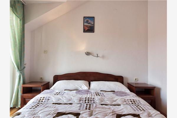 Apartment A7, for 4 persons