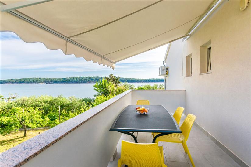 Apartment A2, for 4 persons