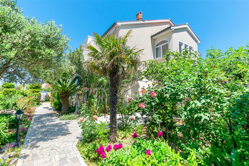 Apartments Rada i Stanislav