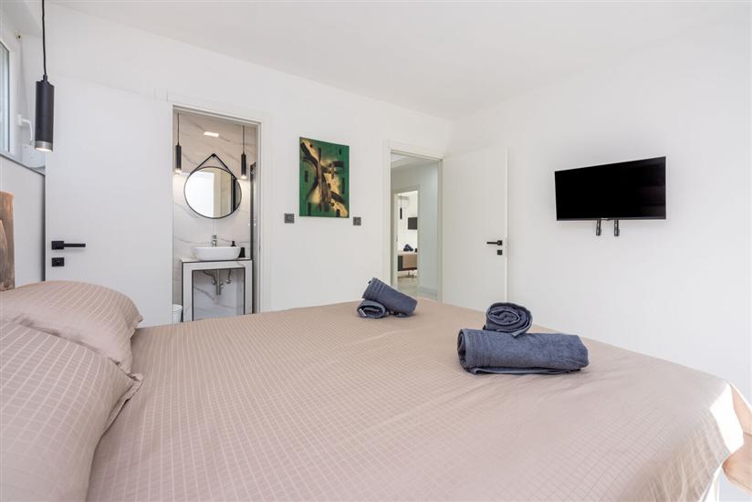 House K1, for 8 persons