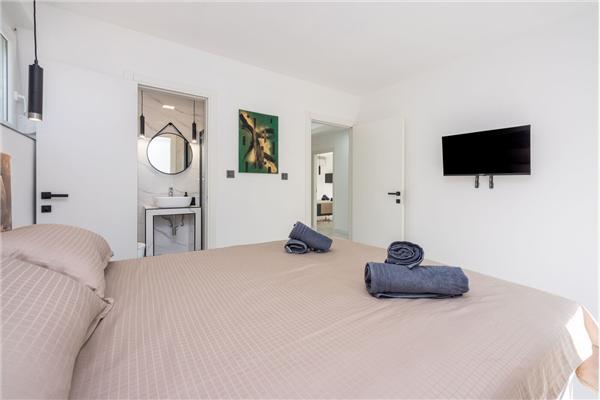 House K1, for 8 persons