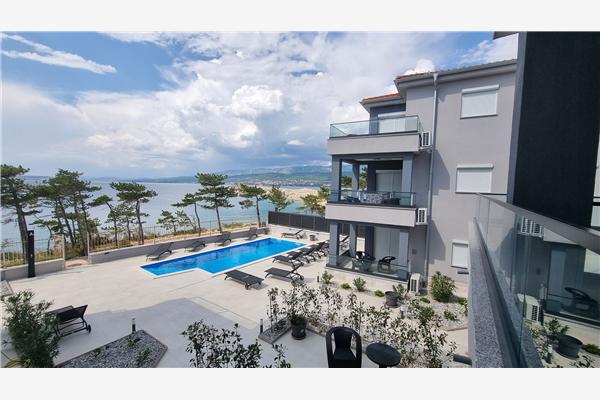 Apartment A4, for 4 persons