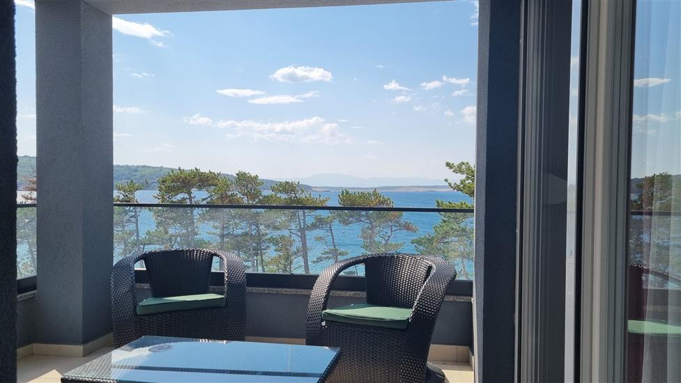 Apartment A8, for 2 persons