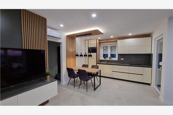 Apartment A8, for 2 persons