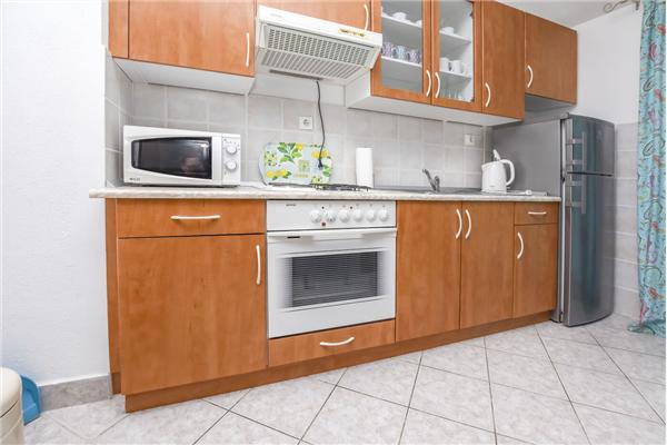 Apartment A2, for 5 persons