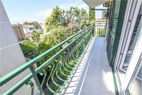 Apartment A2, for 5 persons