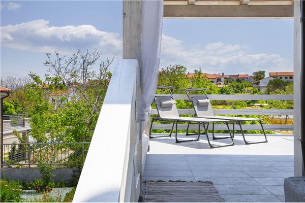 Apartment A1, for 5 persons