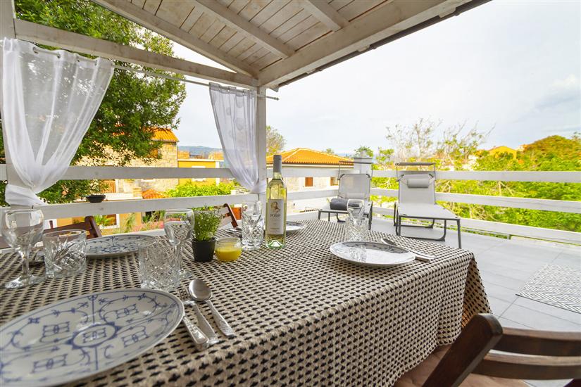 Apartment A1, for 5 persons