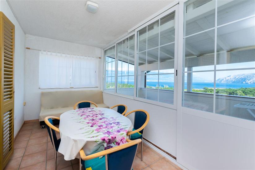 Apartment A1, for 6 persons