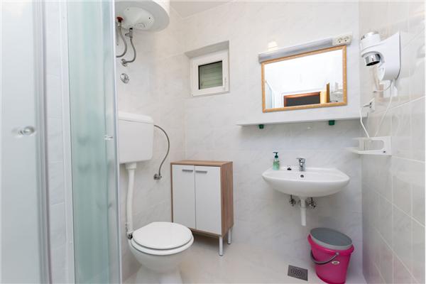 Apartment A1, for 6 persons