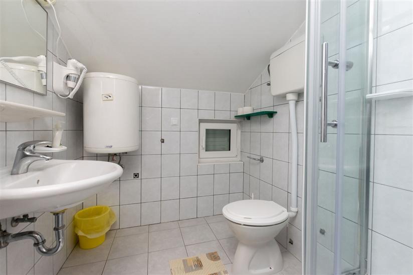 Apartment A4, for 4 persons