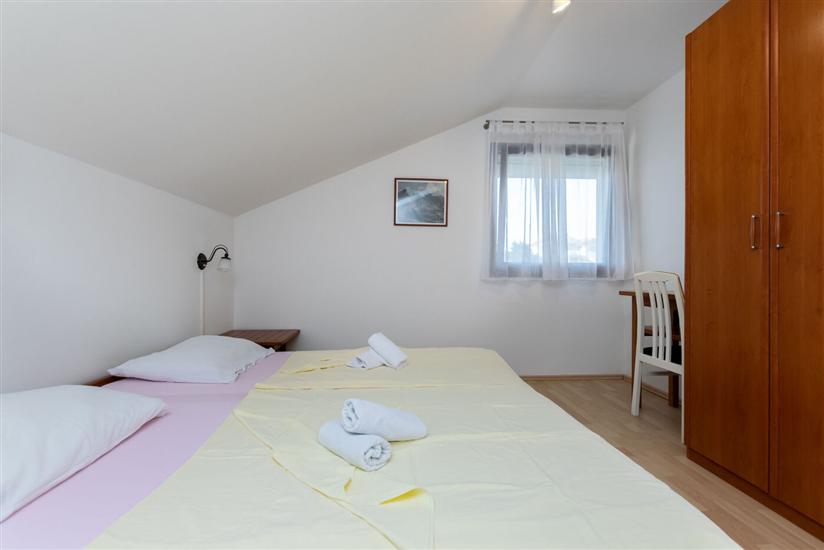 Apartment A4, for 4 persons