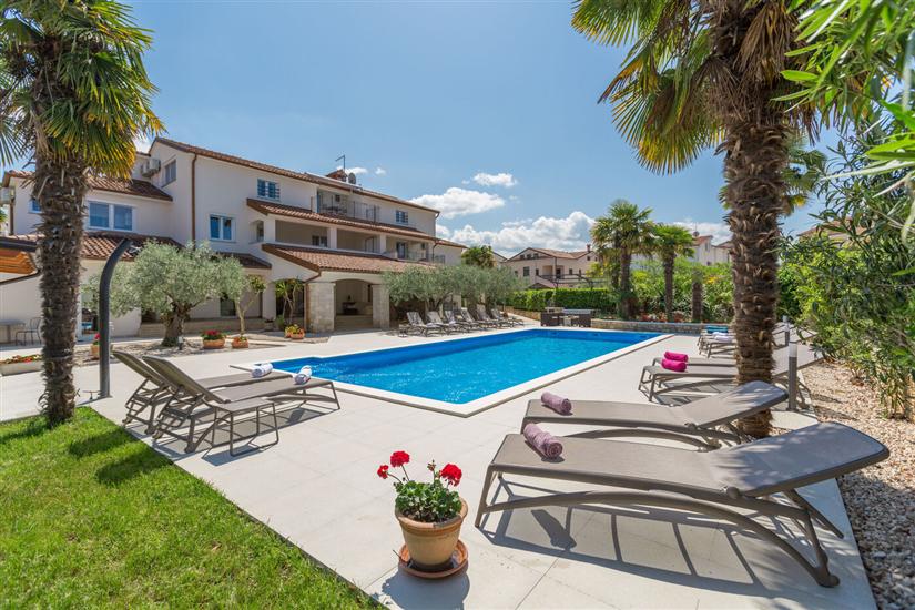 Apartment Paradiso 3