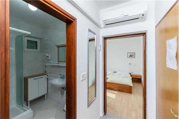 Apartment A2, for 5 persons