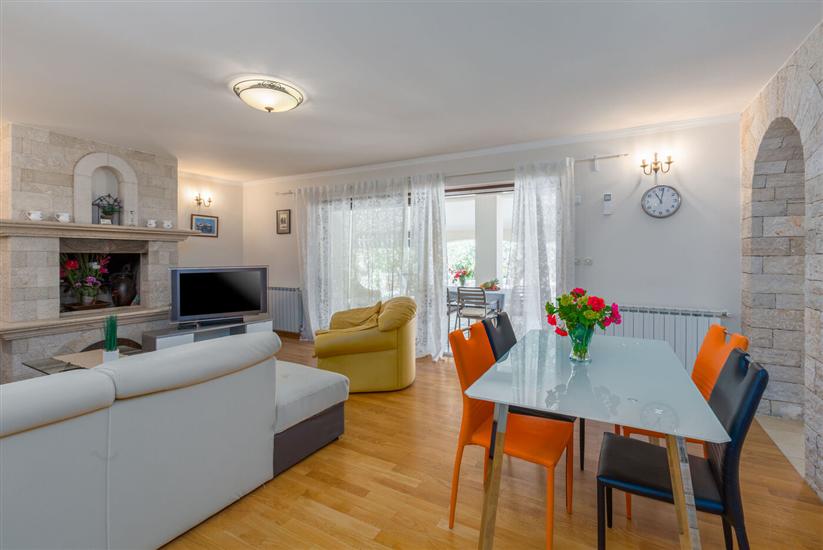 Apartment A1, for 4 persons