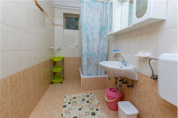 Apartman A2, na 5 osebe