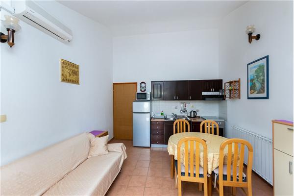 Apartman A4, na 3 osebe