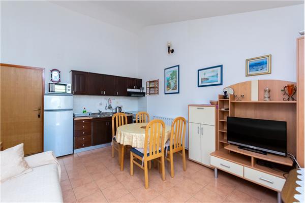 Apartman A4, na 3 osebe