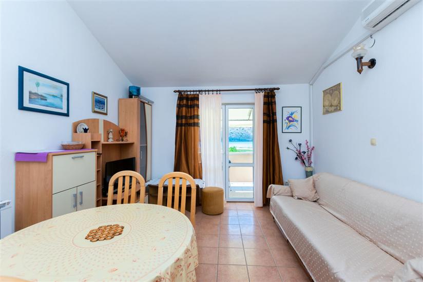 Apartman A4, na 3 osebe