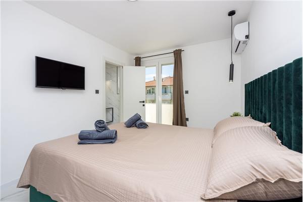 House K1, for 8 persons