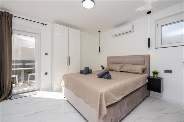 House K1, for 8 persons