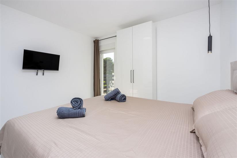 House K1, for 8 persons