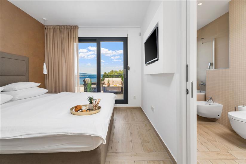 House K1, for 8 persons