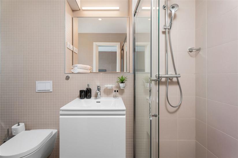 House K1, for 8 persons