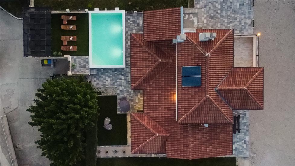Villa Whitestone