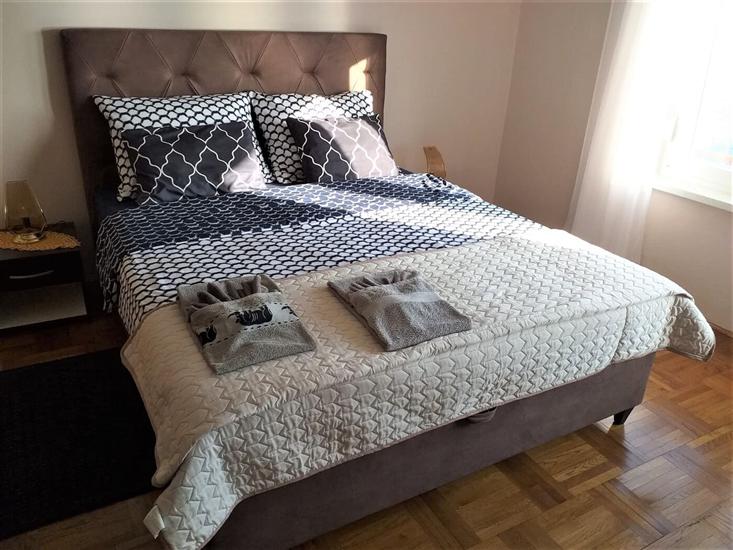 Apartment A1, for 6 persons