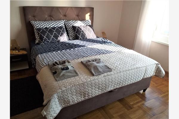 Apartment A1, for 6 persons