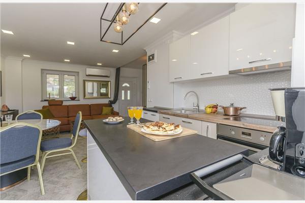 Apartment A1, for 5 persons