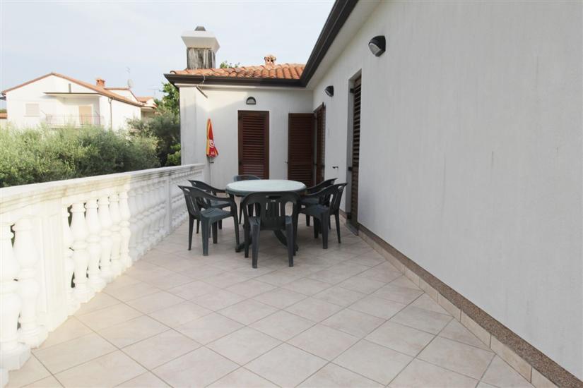 Апартамент Katarina Zambratija 3