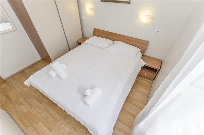 Apartment A6, for 6 persons