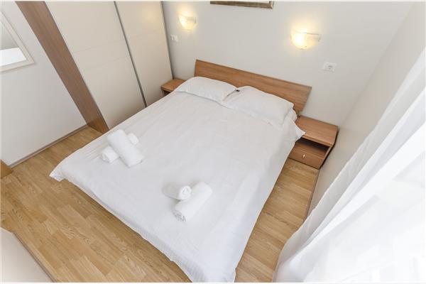 Apartment A6, for 6 persons