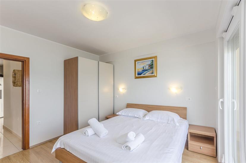 Apartment A6, for 6 persons