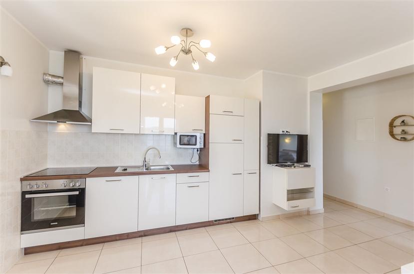 Apartment A6, for 6 persons