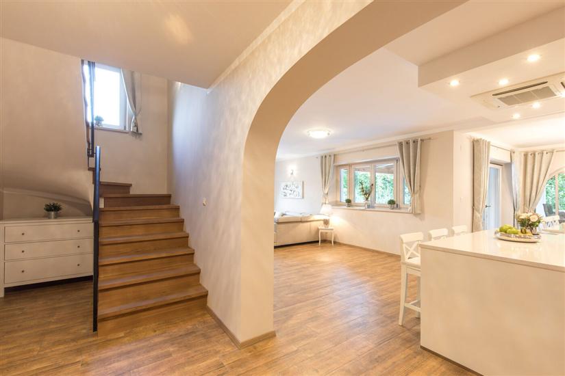 House K1, for 8 persons