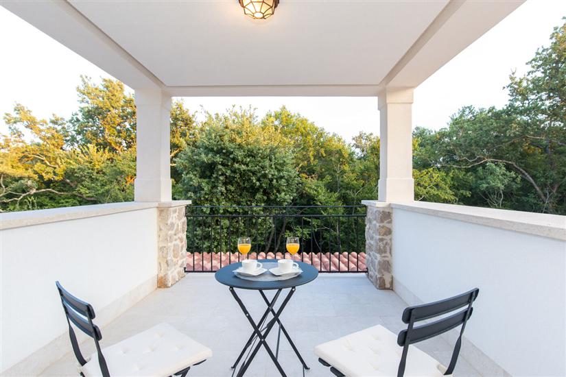 House K1, for 8 persons