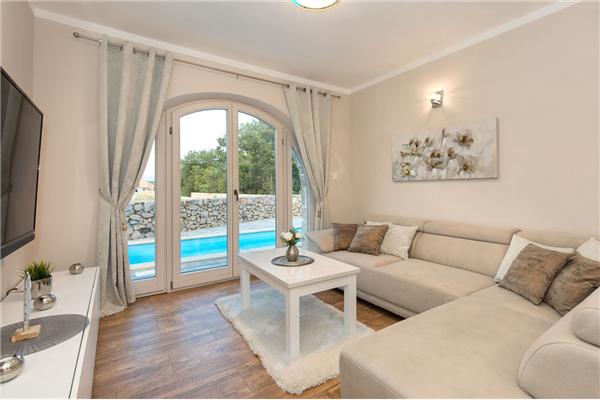 House K1, for 8 persons