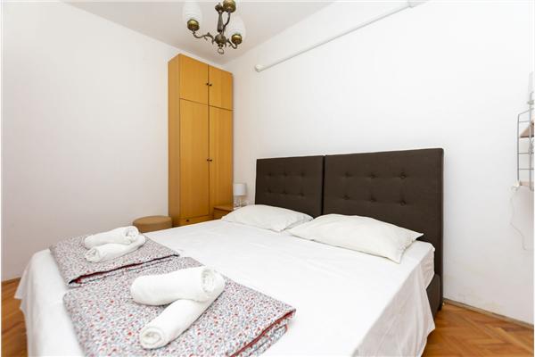 Apartment A1, for 8 persons